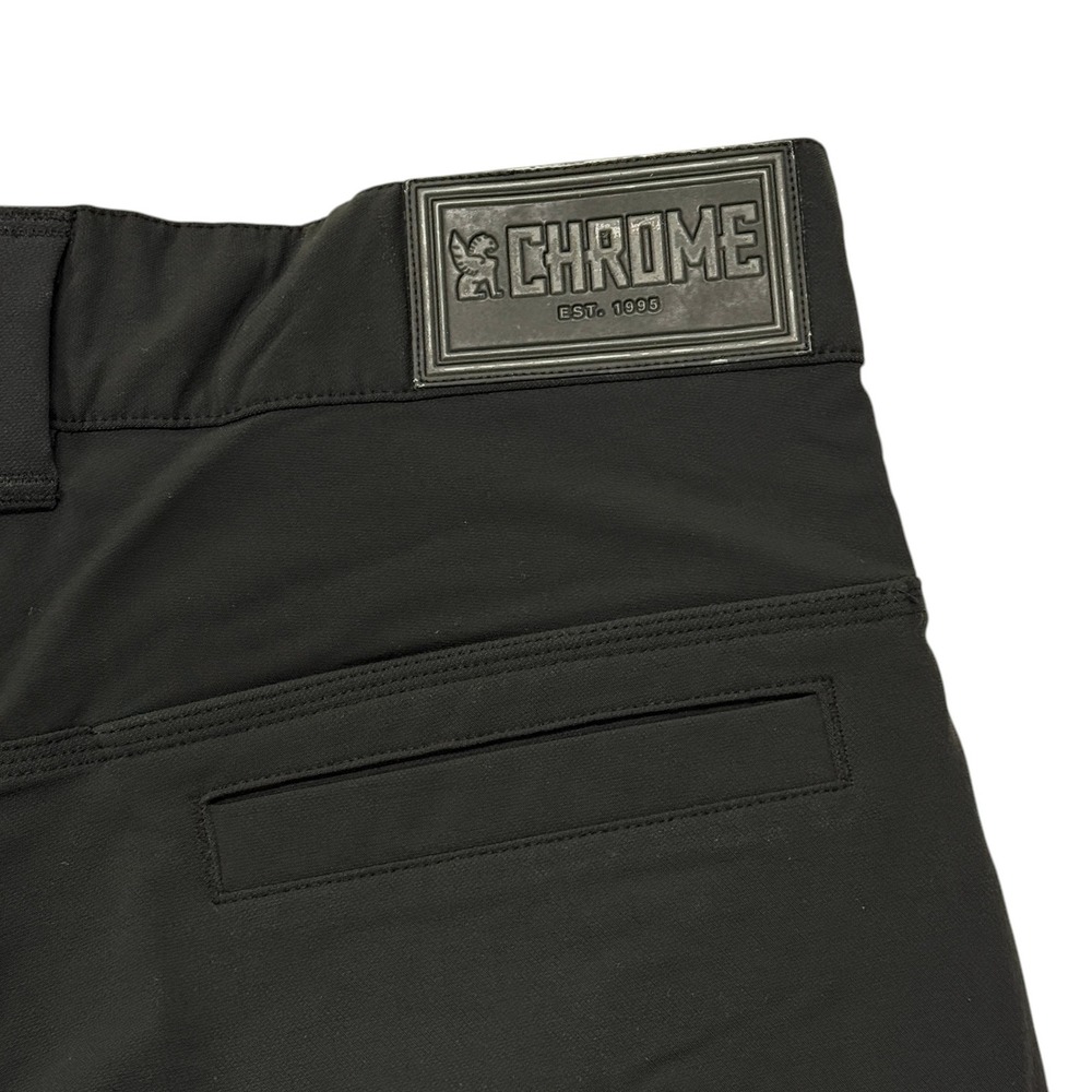 Chrome Industries Utility Folsom Shorts 2.0 Mens 32 Black Cycling Commuter Tech - Picture 10 of 10